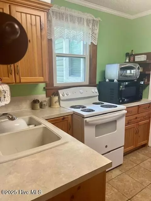 Kitchen - 743 Island View Rd, Bath, NC 27808 photo 1 of 5