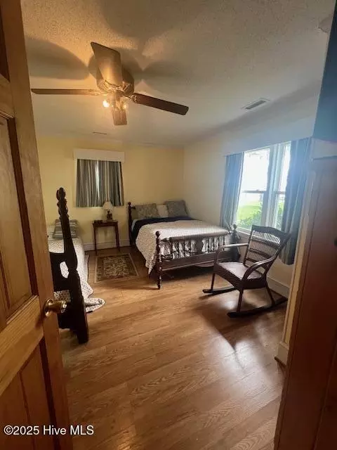 Bedroom - 743 Island View Rd, Bath, NC 27808 photo 4 of 7