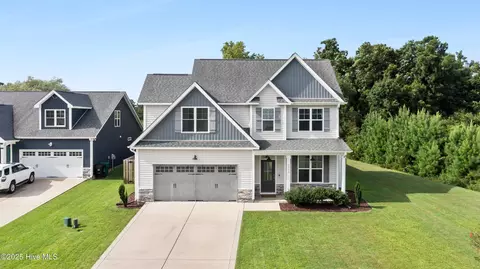 2232 Blue Bonnet Cir, Castle Hayne, NC 28429