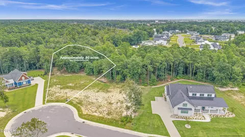 27 W Scarborough Ct, Hampstead, NC 28443