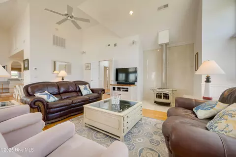 118 Rene Ct, Duck, NC 27949 photo 8