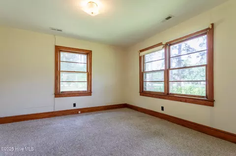 Bedroom - 128 Old Us 17n, Windsor, NC 27983 photo 1 of 8