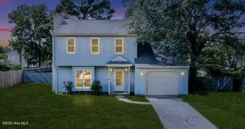 203 Palamino Trl, Jacksonville, NC 28546