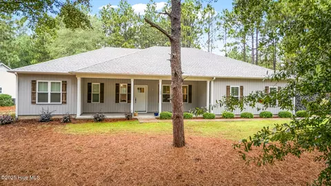 102 Dorset Rd, West End, NC 27376