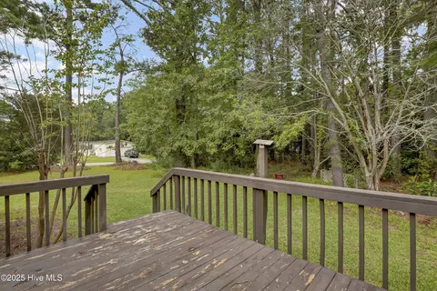 105 Navy Ct, Hampstead, NC 28443 photo 26