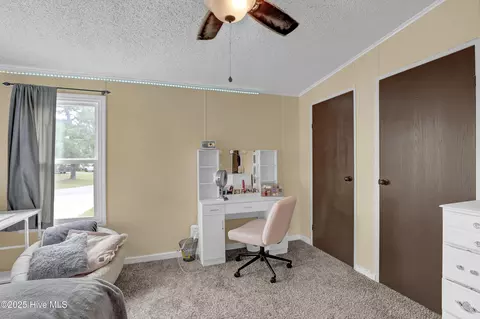 105 Navy Ct, Hampstead, NC 28443 photo 18