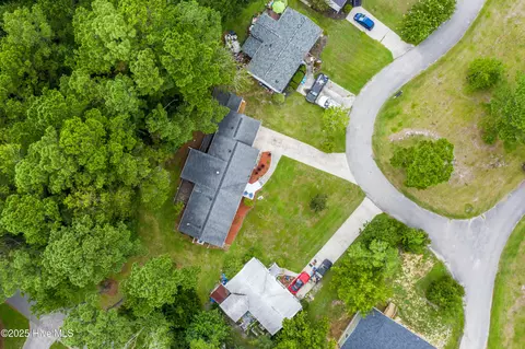 105 Navy Ct, Hampstead, NC 28443 photo 35