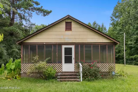 789 N Boyd Rd, Pinetown, NC 27865
