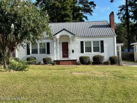 119 E Wyche St, Whiteville, NC 28472