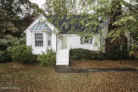 3076 Zebulon Rd, Rocky Mount, NC 27804