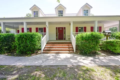 237 Riverbend Rd, Jacksonville, NC 28540