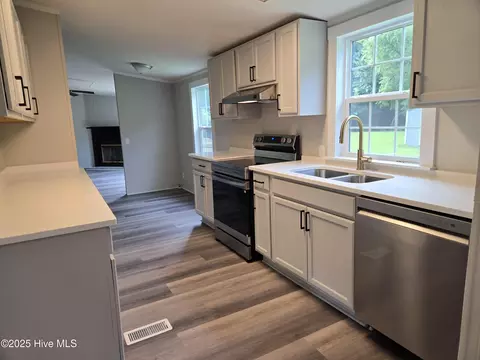 288 Lanier Ave, Rocky Point, NC 28457 photo 7