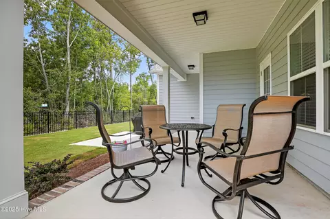 Exterior - 15 Streambed Way, Hampstead, NC 28443 photo 2 of 11