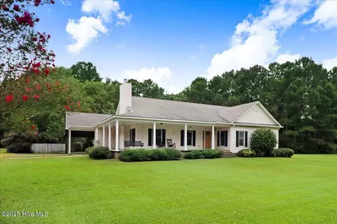 374 Wheat Swamp Rd, Snow Hill, NC 28580