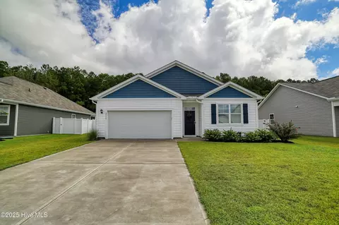 2112 Bella Point Dr SE, Bolivia, NC 28422