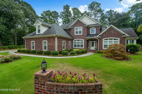 704 Squire Ln, Wilmington, NC 28411