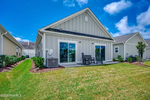 Exterior - 7607 Privateer Loop, Sunset Beach, NC 28468 photo 2 of 4