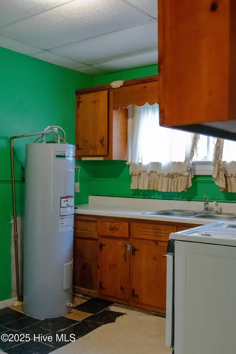 Kitchen - 913 Faison St E, Wilson, NC 27893 photo 1 of 2