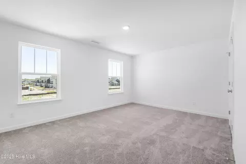 Bedroom - 307 Iris Cir, Moyock, NC 27958 photo 9 of 9