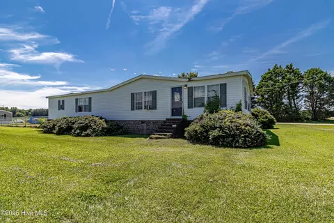 867 Old Mill Rd, Stantonsburg, NC 27883