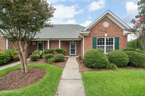 1048 Bridgeport Way, Leland, NC 28451