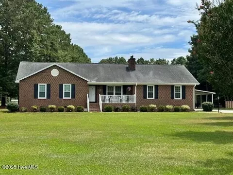 1674 Mclawhorn Farm Rd, Greenville, NC 27858