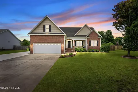 106 Mom Ln, New Bern, NC 28562