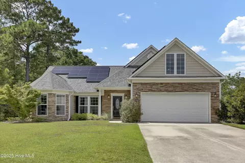 104 Firefly Dr, Hampstead, NC 28443