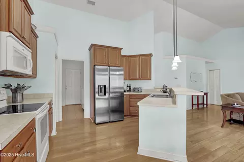 Kitchen - 104 Firefly Dr, Hampstead, NC 28443 photo 1 of 3