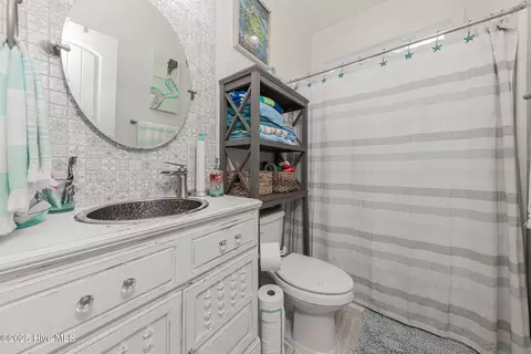 Bath - 120 Shell Rock Ln, Hubert, NC 28539 photo 5 of 7