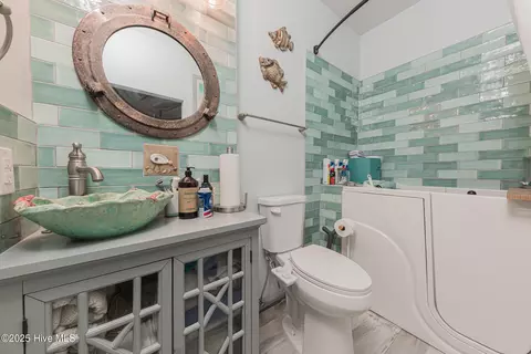 Bath - 120 Shell Rock Ln, Hubert, NC 28539 photo 7 of 7