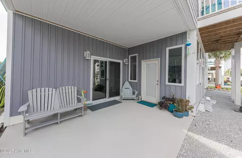 Exterior - 120 Shell Rock Ln, Hubert, NC 28539 photo 7 of 19