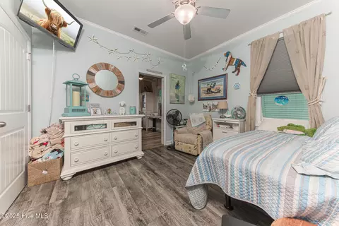 Bedroom - 120 Shell Rock Ln, Hubert, NC 28539 photo 7 of 13