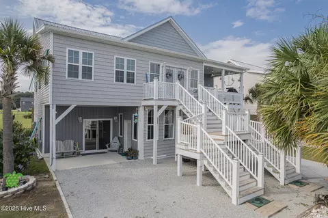 120 Shell Rock Ln, Hubert, NC 28539