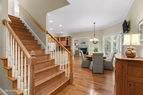 Entry Way - 305 Tall Ships Ln, Hampstead, NC 28443 photo 2 of 3
