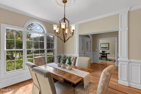 Dining - 305 Tall Ships Ln, Hampstead, NC 28443 photo 1 of 3