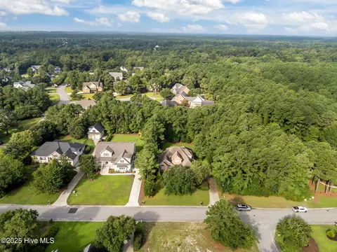 View/Area - 305 Tall Ships Ln, Hampstead, NC 28443 photo 2 of 5