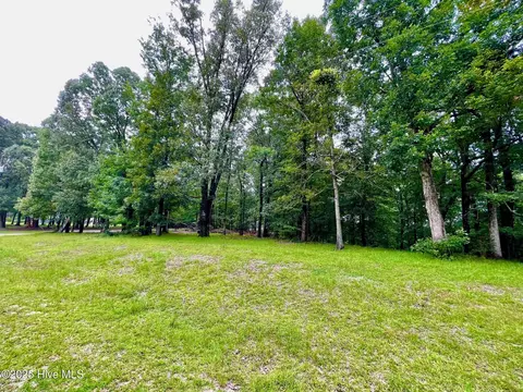 0 Hillcrest Dr, Elizabethtown, NC 28337