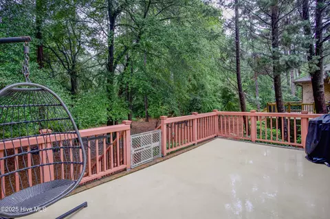 Exterior - 370 Fairway Ct, Pinehurst, NC 28374 photo 2 of 18