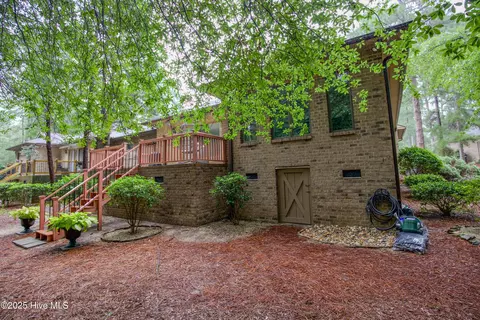 Exterior - 370 Fairway Ct, Pinehurst, NC 28374 photo 15 of 18