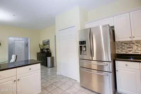 Kitchen - 370 Fairway Ct, Pinehurst, NC 28374 photo 6 of 7