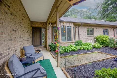 Exterior - 370 Fairway Ct, Pinehurst, NC 28374 photo 1 of 18