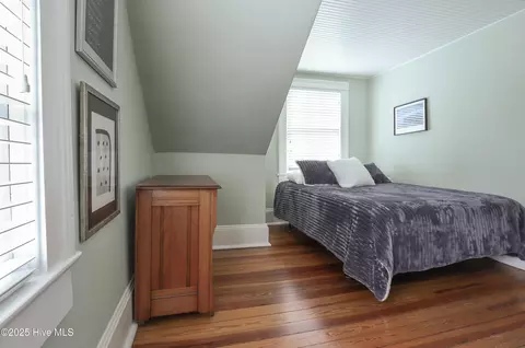 Bedroom - 185 Cherokee Rd, Pinehurst, NC 28374 photo 5 of 5