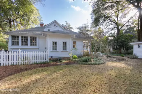 Exterior - 185 Cherokee Rd, Pinehurst, NC 28374 photo 9 of 9