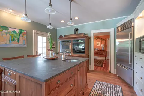 Kitchen - 185 Cherokee Rd, Pinehurst, NC 28374 photo 1 of 3
