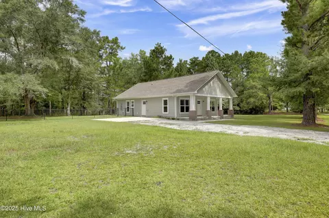 185 Van Riggs Rd, Hubert, NC 28539 photo 4