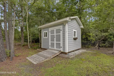 185 Van Riggs Rd, Hubert, NC 28539 photo 27