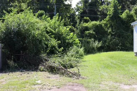 421 Evans St, Wilmington, NC 28405