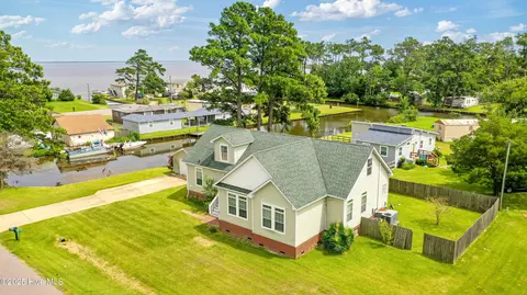 120 Woodhouse Dr, Grandy, NC 27939