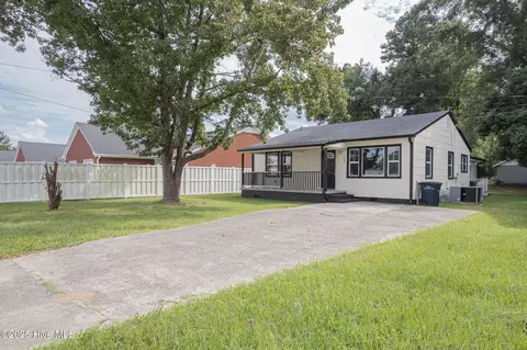 133 Zack Cir, Jacksonville, NC 28540